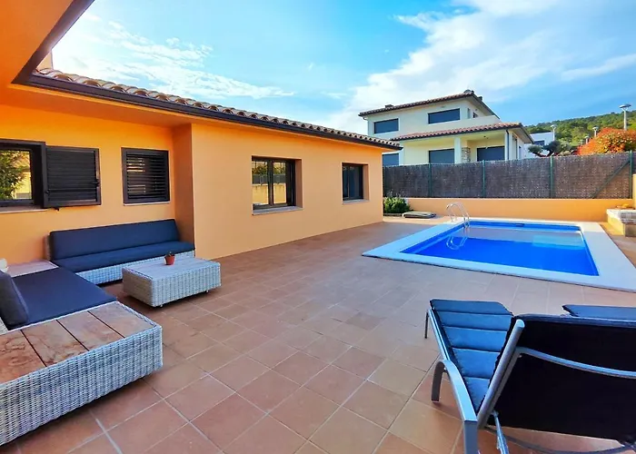 Casa Con Piscina En L\'Estartit